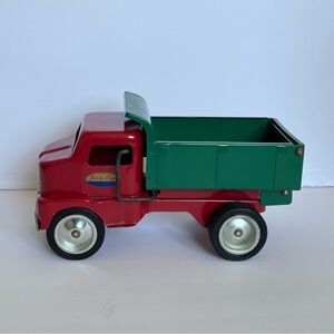Tonka Dump Truck with Red and Green Design